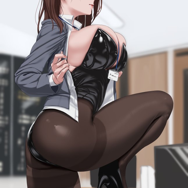 pixivFANBOXでもうひと仕事バニーを公開しました! https://t.co/QIxsubt9nC 