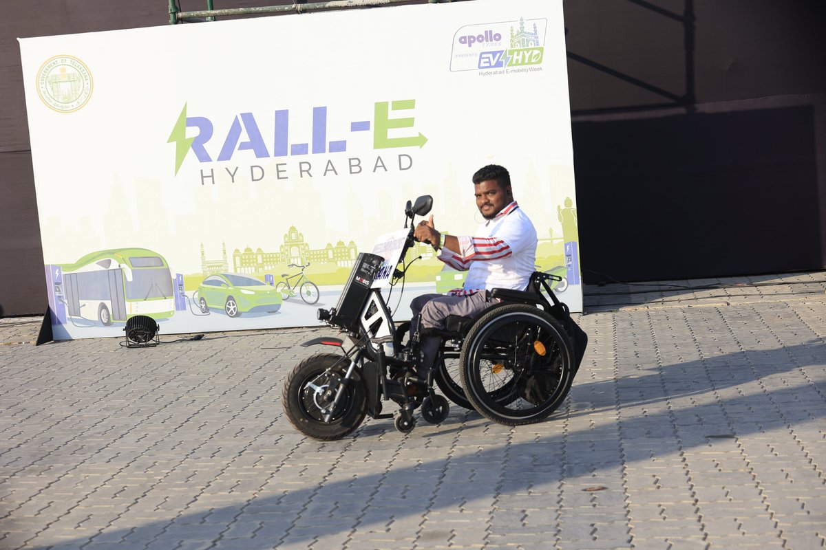 EvHyderabad's tweet photo. RALL-E HYDERABAD was flagged off from various starting points by high-ranking government officials and film celebrities. The rally saw hundreds of 2, 3 & 4-wheeler EV owners, including Paralympians, participating enthusiastically.
#rallehyderabad #emobilityweek #eMotorshow https://t.co/tSbZzrYOam