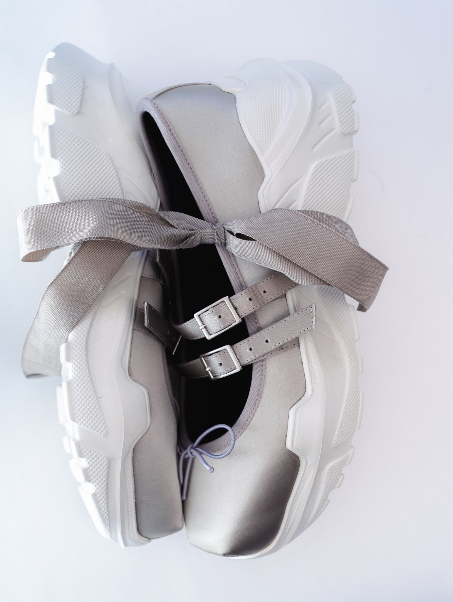 AKIKOAOKI わかり易く Giselle stin IVORY×White