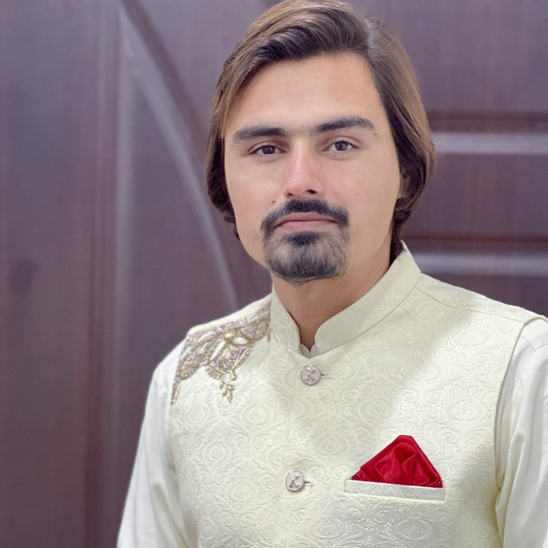 MrFaraZzKhan's tweet photo. #NewProfilePic https://t.co/QyEt2dapI6