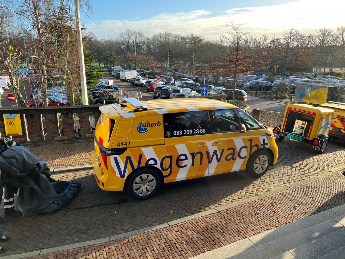 Wegenwacht <a href="/ANWB/">anwb</a> neemt Volkswagen ID. Buzz in gebruik 

📷 <a href="/MartijndeRijk/">martijn de rijk</a>