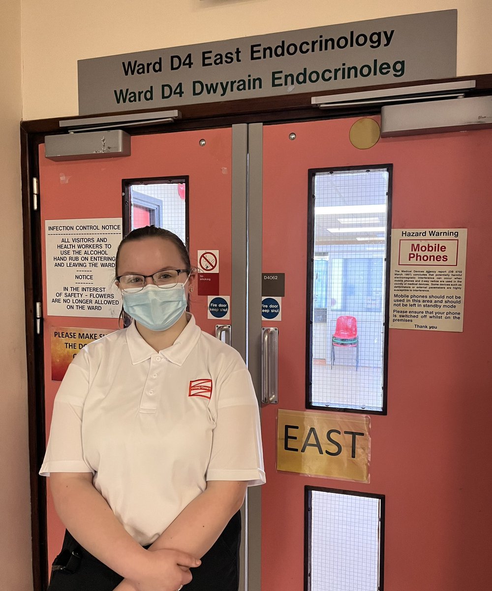 Great to see the #health and care students back on enhanced placement with @AneurinBevanUHB gaining invaluable skills & experience on the wards. @coleggwent @CGforEmployers #NotTooLate #healthcare #Careers