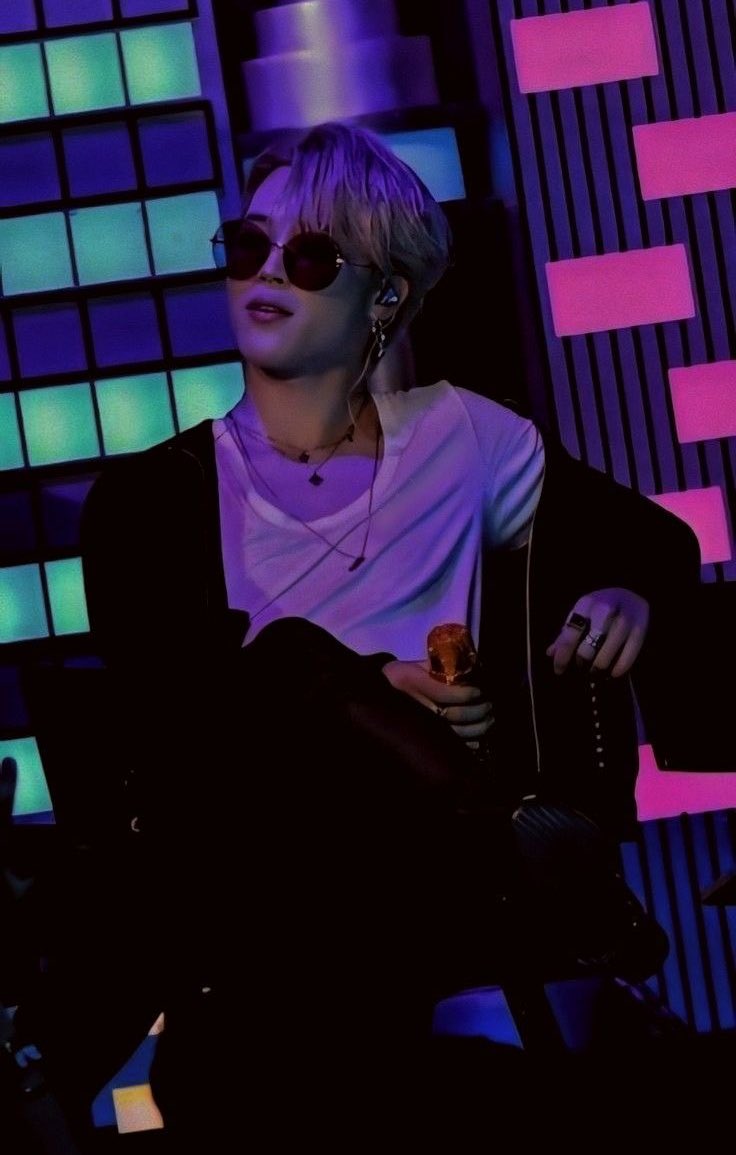 lhslvrgal's tweet photo. 123 pose

#ASD #ARMYSelcaDay @BTS_twt https://t.co/NriEemNpAG