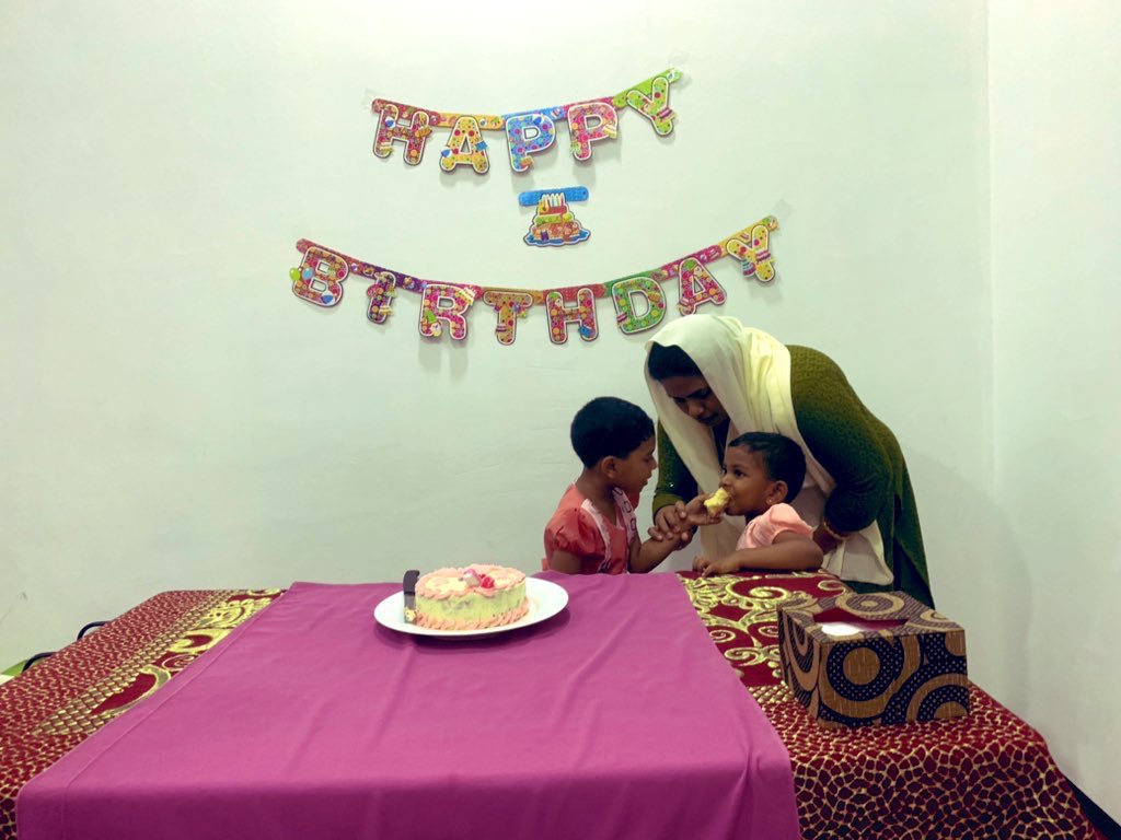 ShamreenSuhail's tweet photo. Happy birthday to my dear elder @ShasmeenSuhail  06.02.2023 #ShasmeenSuhail #ShamreenSuhail https://t.co/kMgVk2uGGr
