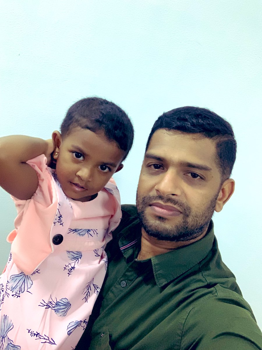 ShamreenSuhail's tweet photo. Happy birthday to my dear elder @ShasmeenSuhail  06.02.2023 #ShasmeenSuhail #ShamreenSuhail https://t.co/kMgVk2uGGr