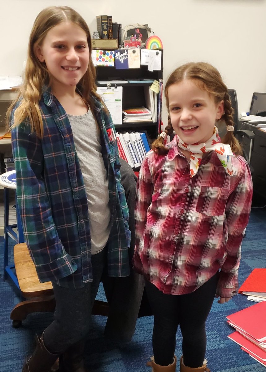 awlswa's tweet image. Callin’ all Cowpoke for our Reading Roundup! 🤠🏜️🌵🧲🐴 #RightToReadWeek