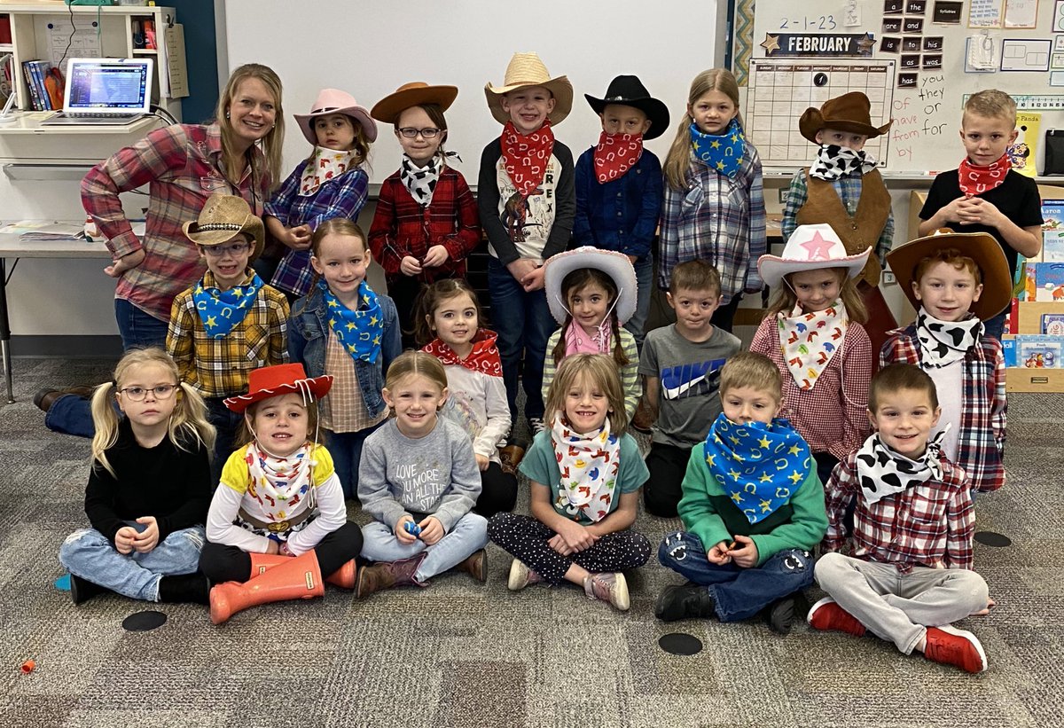 awlswa's tweet image. Callin’ all Cowpoke for our Reading Roundup! 🤠🏜️🌵🧲🐴 #RightToReadWeek