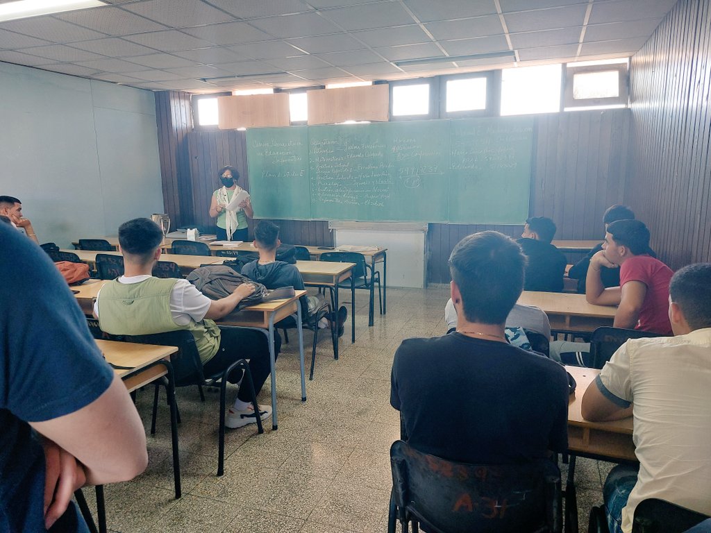 #FACIM | Recibimiento a los estudiantes de 1er año de las carreras Ingeniería Informática y Educación Informática. 
<a href="/CubaMES/">MES</a>
<a href="/univholguinera/">UniversidadHolguin</a> 
@FeuUho 
#EspacioParaCrecer