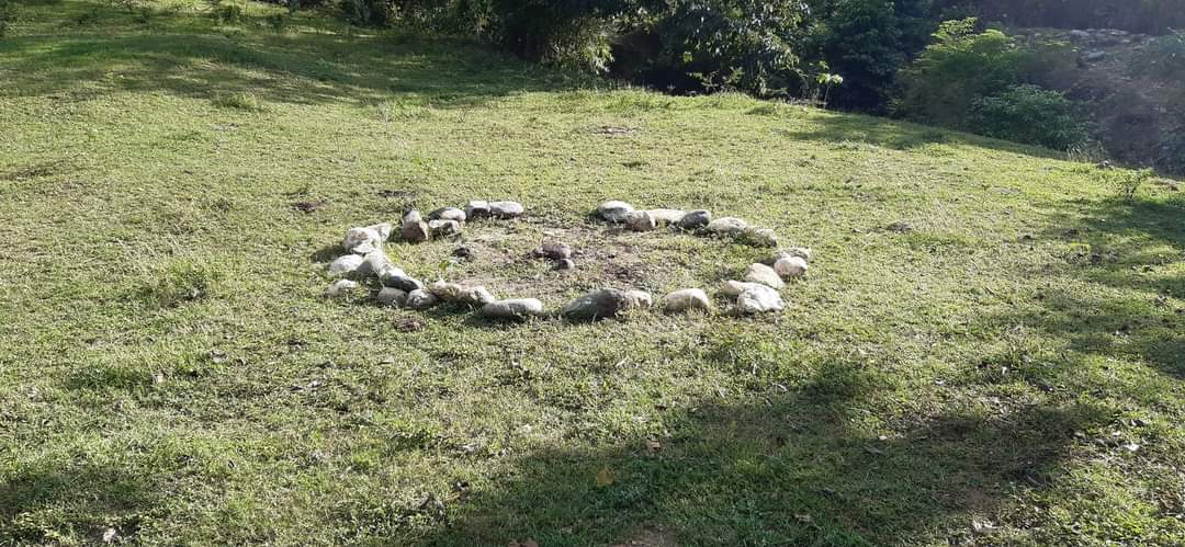 rinconcitosrd's tweet photo. ¿Conocías las Ruinas de Monsiuer Espaillat de Baitoa?
Son ruinas coloniales edificadas en el siglo XVIII con el objetivo de elaborar el añil de la época. Hace meses estuvimos presentes en el lugar. Necesita ser rescatado. 
#RinconcitosRD
#RDporloalto🇩🇴
#edificacionescolonialesrd https://t.co/hohlR962g4