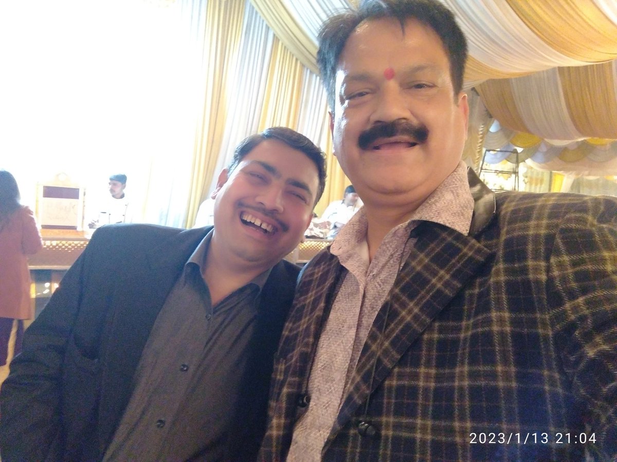 shobhitsaxena31's tweet photo. बिना वजह दिल पर बोझ भारी न रखिये 
जिंदगी एक खूबसूरत खेल है   इसे जारी रखिये💐💐
#shobhitsaxena31 https://t.co/eni5gwMmpW