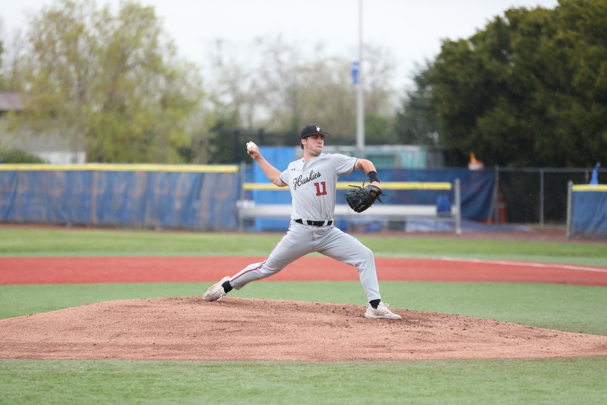 GoNUbaseball's tweet photo. Monday's hit a little easier when we're another day closer to game day.
11 days until our #11 Eric Yost returns to the mound for his junior season!
#HowlinHuskies #NCAABaseball #CollegeBaseballCountdown https://t.co/SGwiEQJYoh