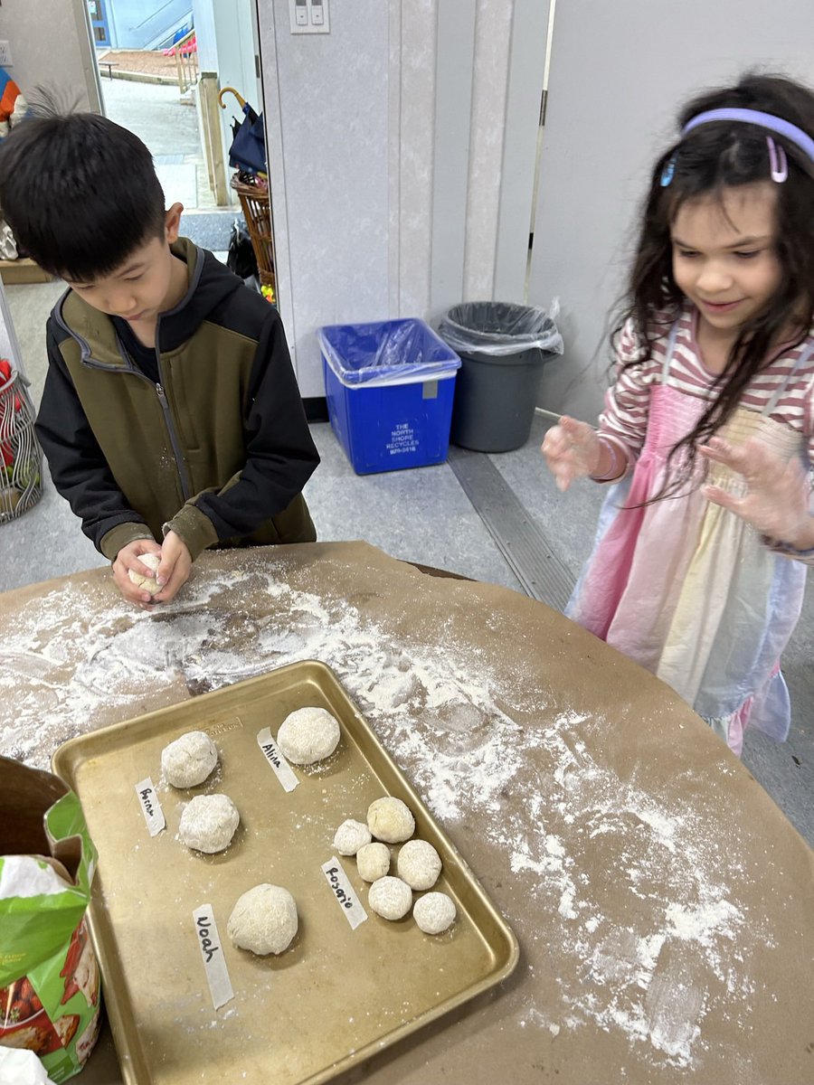 MsSMorissette's tweet photo. The Interior Plains Bakery had their first production run in Grade 2 on Friday @westcot_school It’s amazing where students wonders and curiosities can take a Unit of Inquiry. #grade2inquiry https://t.co/8u7zrKMzYd