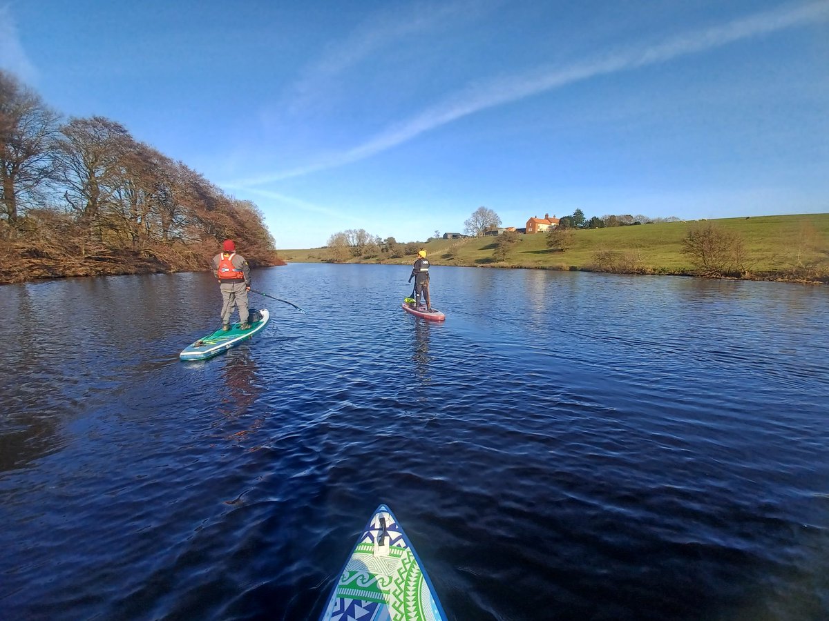 DaveSonic's tweet photo. Great to be back on the water with Debs and Al. Stella conditions on Tees & Leven with plenty of sun & light winds. Alpacas 🦙🦙🦙🦙🦙🦙and the Gorilla 🌿🌿🦍🌿🌿were also enjoying the sun on the Leven.
@GoPaddlingInfo @CRTYorkshireNE
@teesriverstrust @rtrlp https://t.co/AZjhFZFv1U