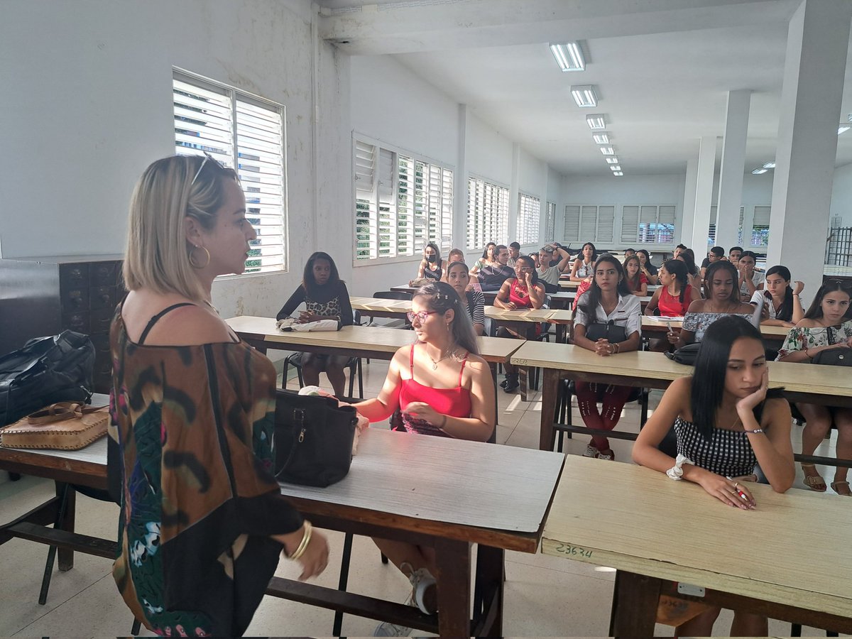 Schez_Ana_'s tweet photo. La carrera de Periodismo da la bienvenida al nuevo curso escolar 2023. 
#periodismoactivo 
@UOCuba @DianaSedalYanes @laprofedice_pod @josejoseapollo @AmaliaArleen @GiselleMndezHe1 https://t.co/ekiB7ZSpqX