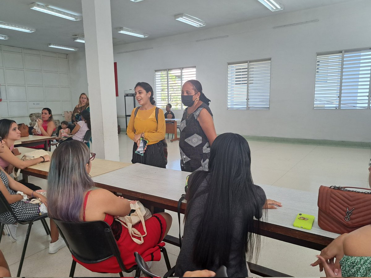 Schez_Ana_'s tweet photo. La carrera de Periodismo da la bienvenida al nuevo curso escolar 2023. 
#periodismoactivo 
@UOCuba @DianaSedalYanes @laprofedice_pod @josejoseapollo @AmaliaArleen @GiselleMndezHe1 https://t.co/ekiB7ZSpqX
