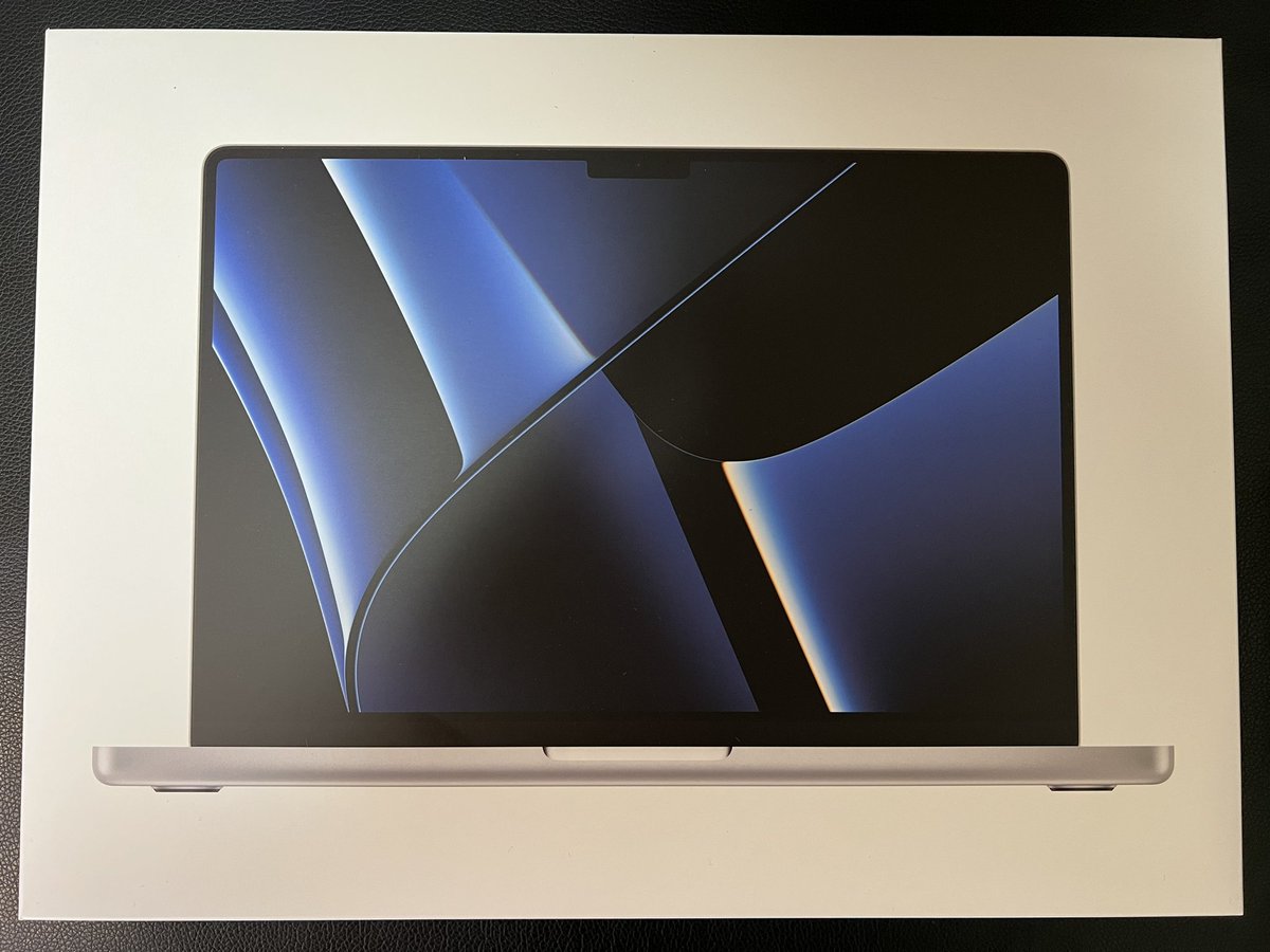 ryouma0224's tweet image. 遂に来ましたー🍎💻
MacBook Pro M2 Pro 14インチ シルバー
10コア/32GB/2TB
動画編集用にメモリとストレージだけ盛りました✌️
それにしても高ぇなぁ😂
⁡
#MacBookPro #MacBookPro2023 #macbookm2pro  #apple  #動画編集  #動画編集初心者