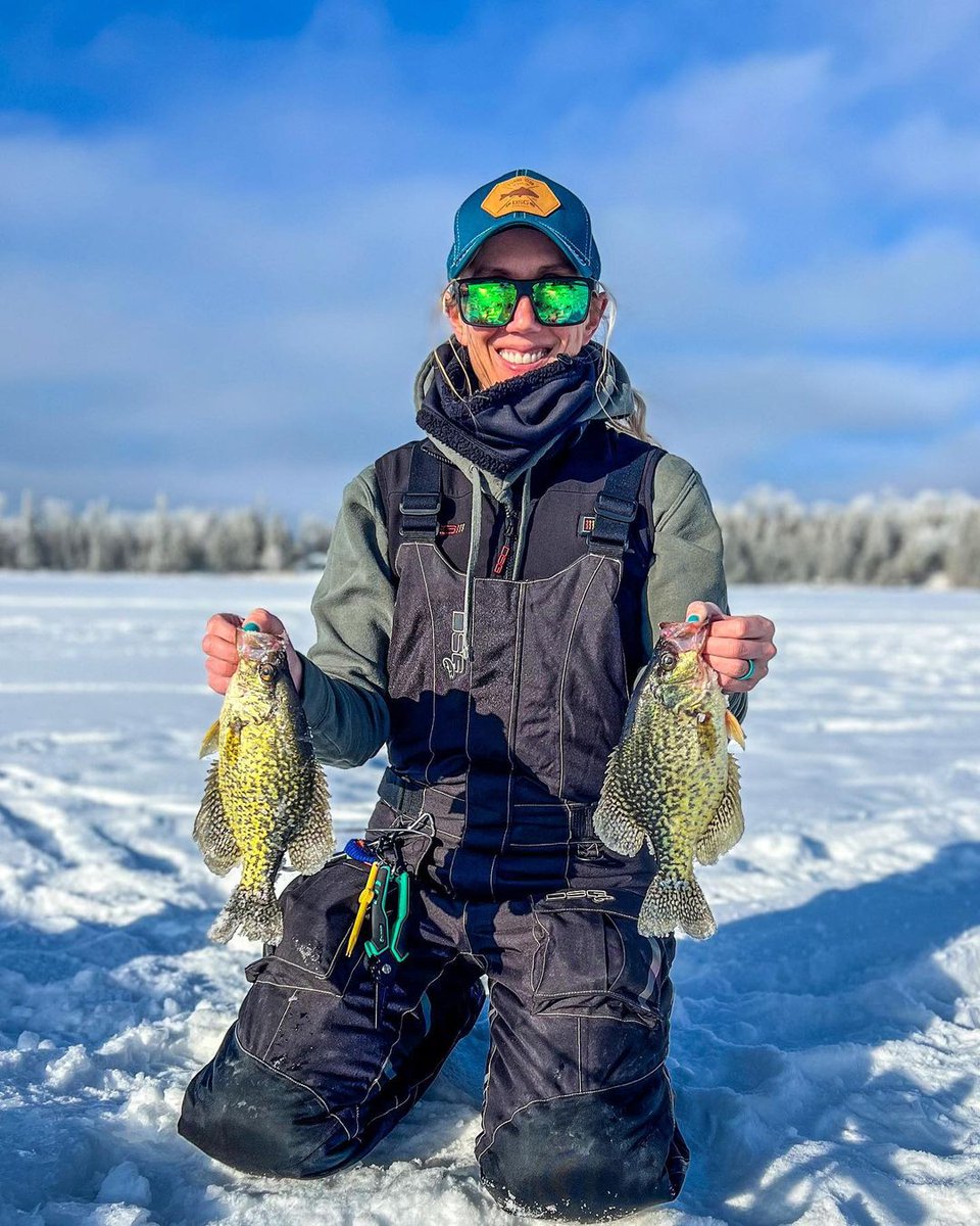 86Ali3's tweet photo. If you love fishing say "Yes"
#FishingGirl #FishingGirl #fishinglife 
Get your fishing t-shirt here:👇
https://t.co/WfkhwEFauU https://t.co/HLZBTdV8tn