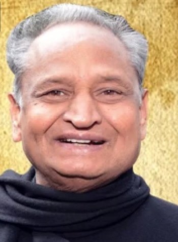 Kksharm72507982's tweet photo. हम हमारा हक मांगते ना किसीसे भीख मांगते #18750_हक_हमारा
@ashokgehlot51
@DrBDkallaINC
@ZahidaKhanINC
@SachinPilot
@_lokeshsharma
@Bhanwar99gujar
@RahulGandhi
@SharwanLal88
*माननीय जननायक मुख्यमंत्री जी व्याख्याता स्कूल शिक्षा की वेतन कटौती निरस्त कर 18750 को पुनः बहाल करो*। https://t.co/NFTOP15H1I