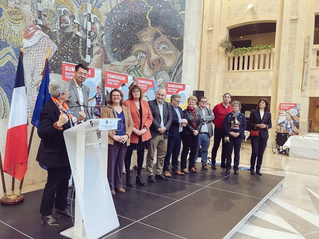 OHenno's tweet image. Rencontre avec les maires et élus des #Flandres et du littoral dunkerquois, notamment avec @P_Vergriete maire de @Dunkerque à l'occasion du déplacement de la ministre @gdarrieussecq 🤝