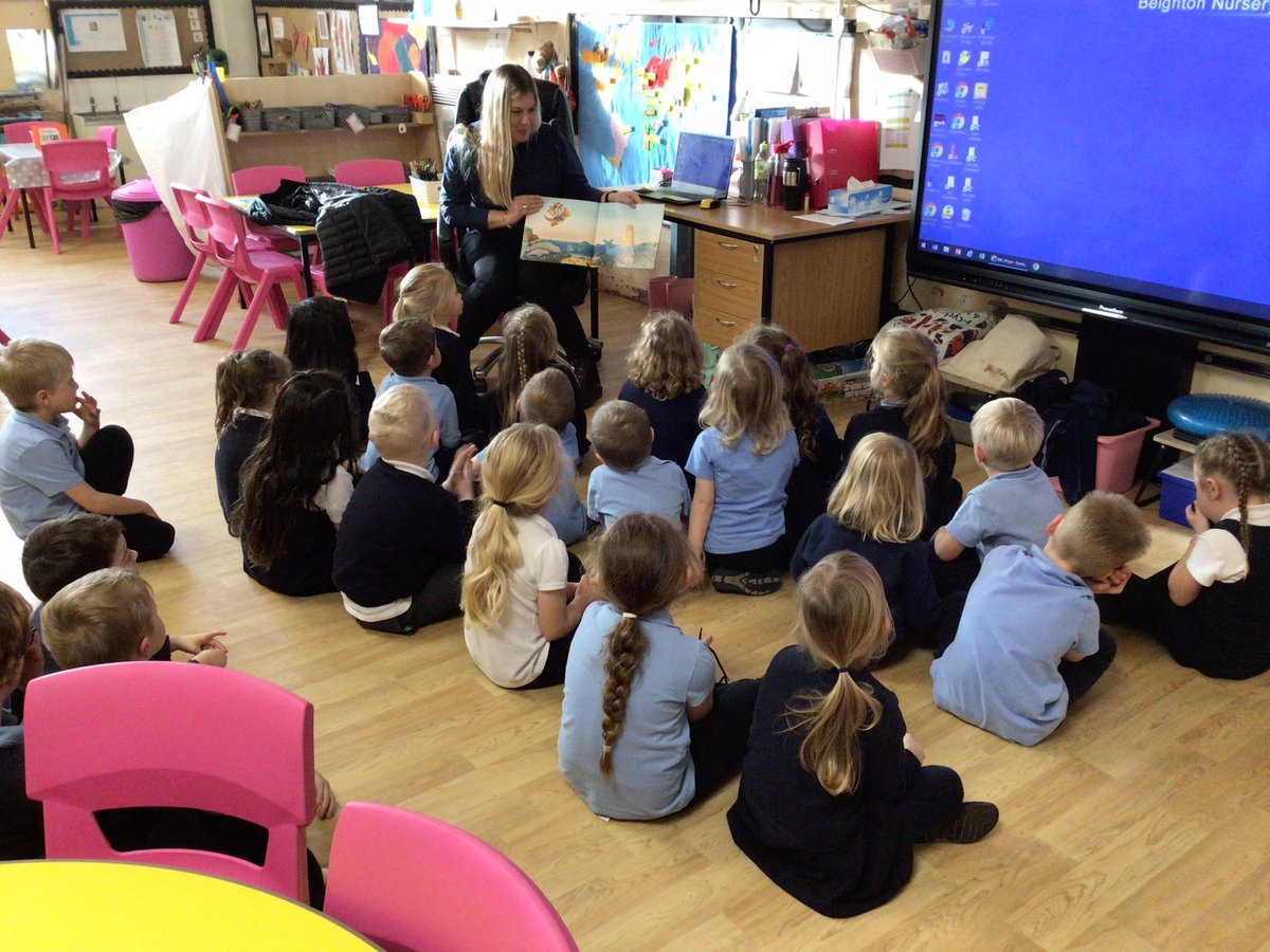 YRPinkClass's tweet image. Pink Class are loving the mystery readers every Friday. Thank you again for two more amazing mystery readers.