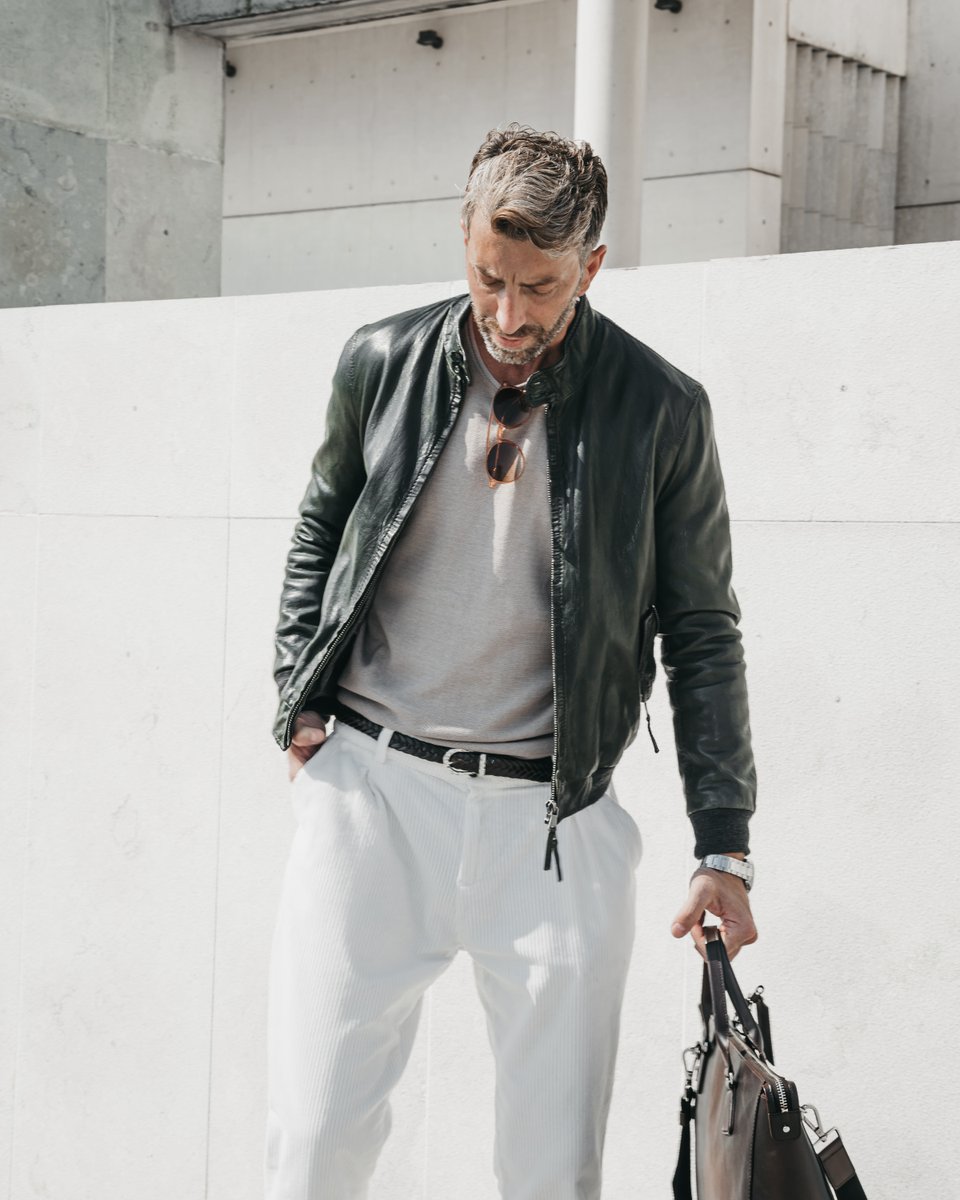 SwissFashionAG's tweet image. Elevate your style game with our fashion-forward leather jackets.
THE JACK LEATHERS

#thejackleathers #leatherjackets #leathercollection #agency #casualwear #menswear #switzerland