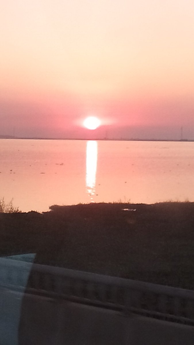samiaelsaid's tweet photo. #sunset above the salinas of Port Said #Egypt
#nature
#ColorsOfTheUniverse
#RedHour
#myphotography https://t.co/EvrURRqHic