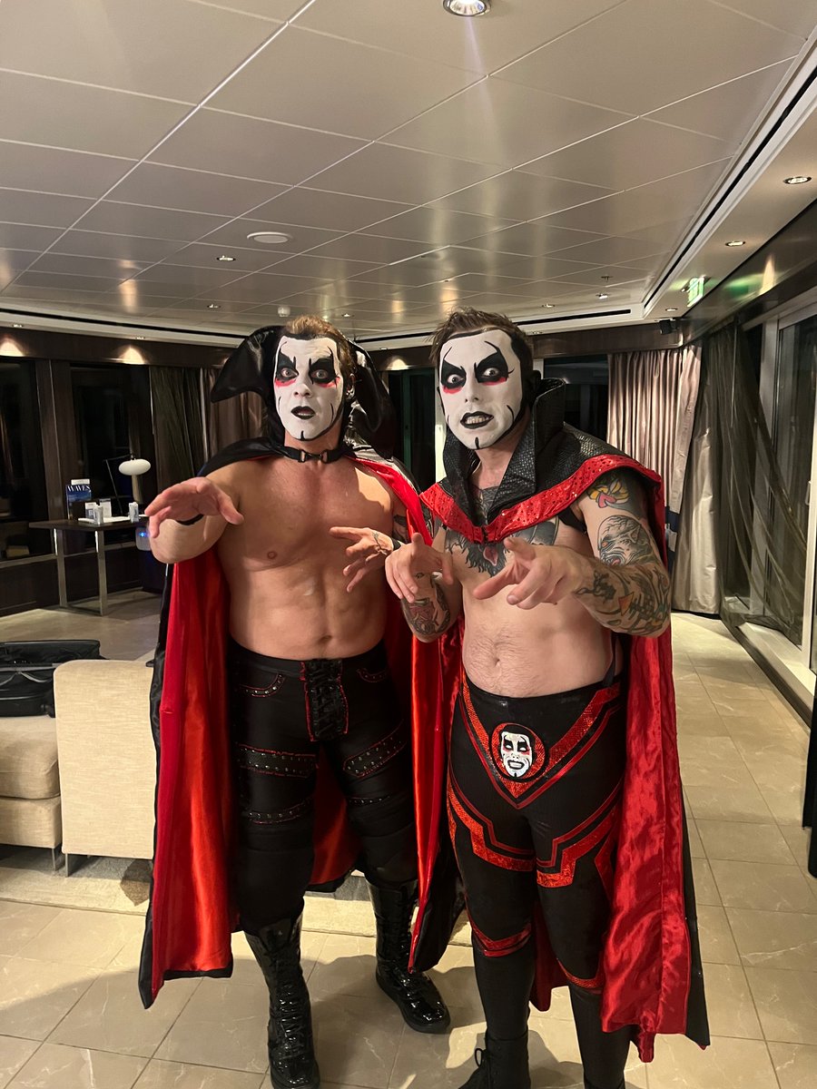 One of the highlights of the #JerichoCruise was getting to do the makeup of the very nice very evil @IAmJericho . Life is very cool.