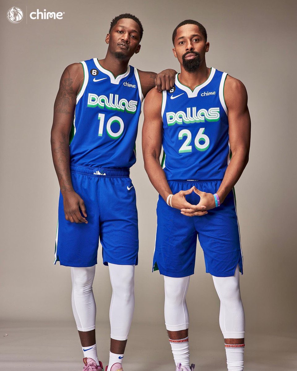 Goodbyes are never easy. Wishing Doe Doe and Dinwiddie the best 🥲

#MFFL