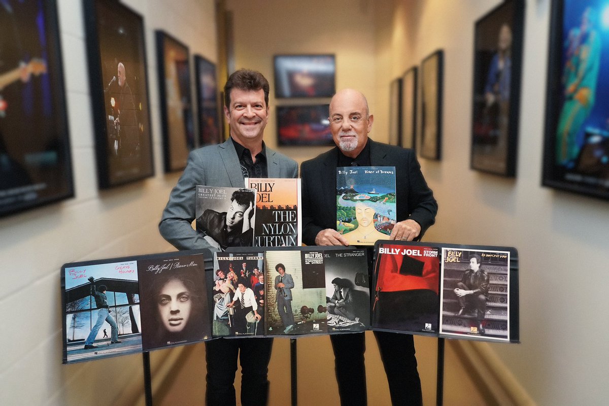 Hal Leonard tweet media