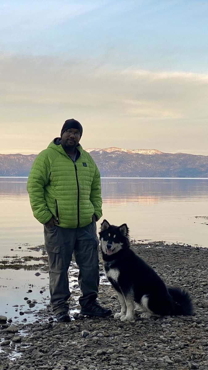 tsalani's tweet photo. Time to start really giving this tweeter thing a try. #photography #selfportrait #alaskanMalamute https://t.co/Sg2fFeNnFg