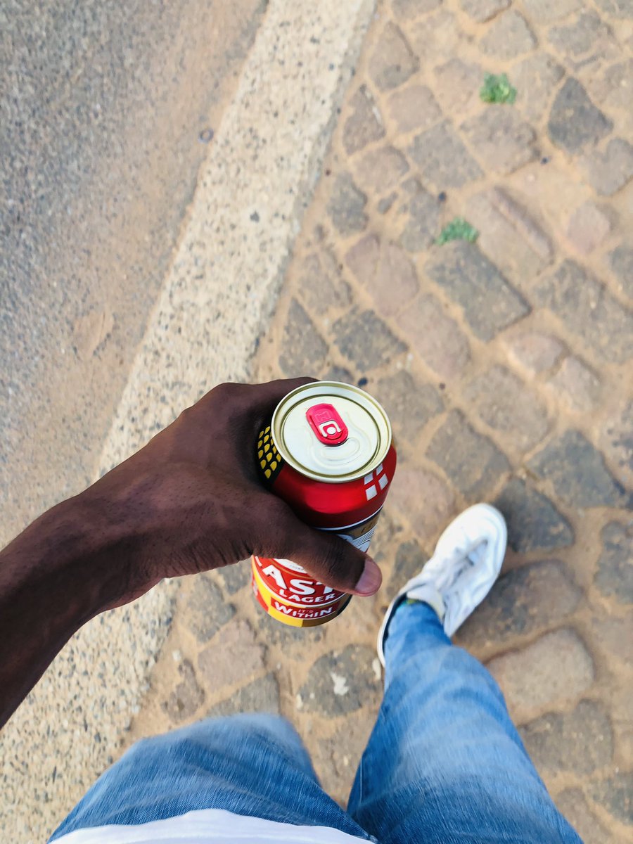 MomoSandile's tweet photo. @CastleLagerSA #ItsWithin 🍻 https://t.co/XCpvVr6ckg
