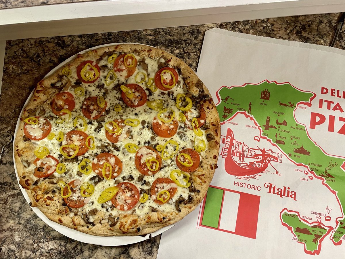 PizzaVictorios's tweet photo. Taking orders this Sunday, Feb. 12th from 3-7pm!  Call ahead on Saturday after 4:00pm to reserve your time slot! https://t.co/1WJX2hLxbr