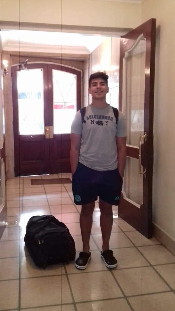 yanelosada's tweet photo. Está es la última foto de él, así se fue y nunca más volvió. Hoy Fernando podrás al fin emprender tu último viaje al cielo para que puedas descansar en paz. Perpetua para los asesinos. #JusticiaPorFernando https://t.co/EkPevRZ4iR