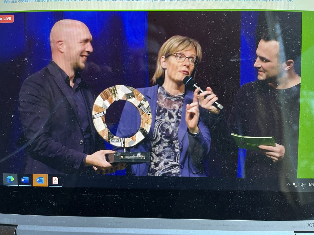 Yes, <a href="/provgelderland/">Provincie Gelderland</a> heeft de Circulair Award gewonnen in de categorie Public met het circulair delven van ons oude kantoor Prinsenhof <a href="/JanMarkink/">Jan Markink</a> <a href="/HelgaWitjes/">Helga Witjes</a>