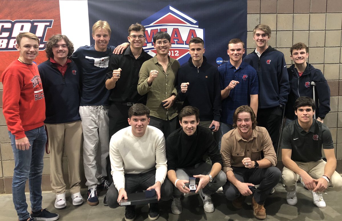 rsugolf's tweet photo. Saturday was fun #HillcatFamily https://t.co/3KTNwjXm4d