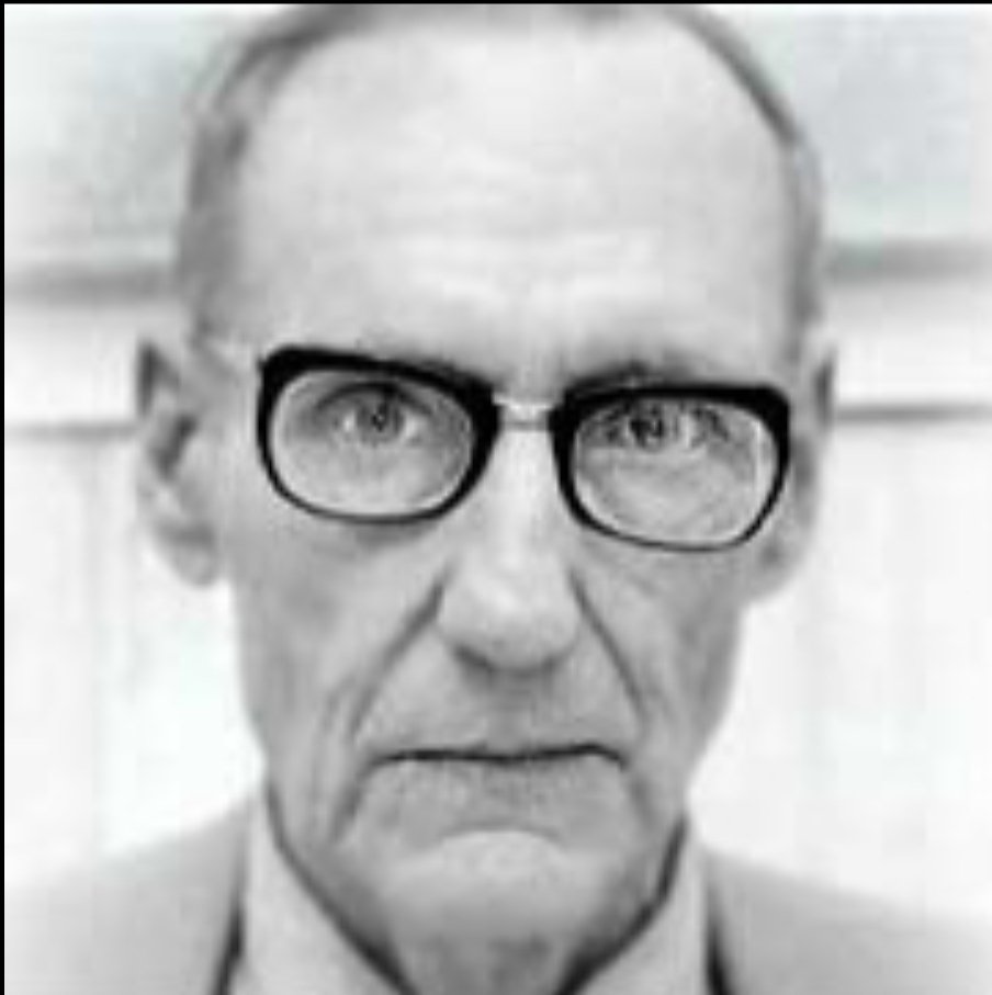 FideuetF's tweet photo. La desesperació és la matèria
primera del canvi dràstic.
William Burroughs
#aforismes #burroughs
#ff_burroughs #ff_aa https://t.co/ICoqx1biq1