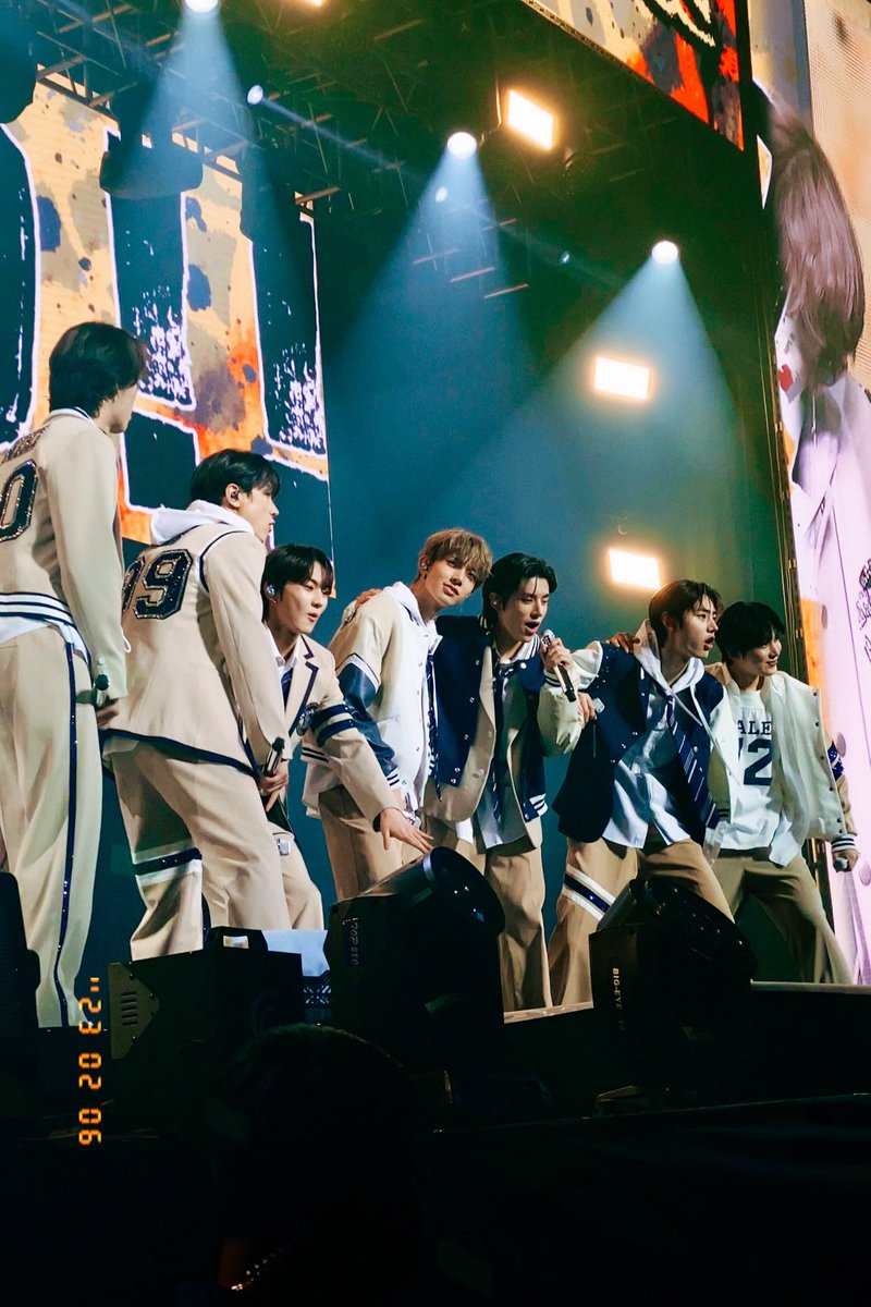 wonieluvbar's tweet photo. two of my fave ot7 photos in film :")
#MANIFESTO_IN_MANILA 🤍 https://t.co/LTT3jVkPrZ