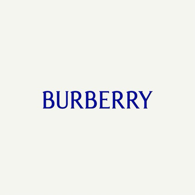 oztsori's tweet photo. Burberry just redesigned, thoughts? https://t.co/EIZKlhqfKq