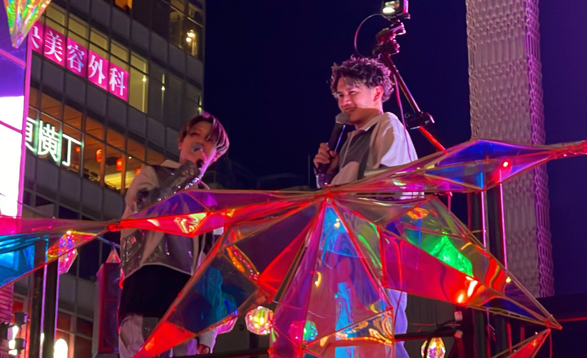 rakuya16bcd's tweet image. ブレの極みから選ばれた綺麗な写真を！
#新宿歌舞伎町あーとの禱り
#CONDENSE