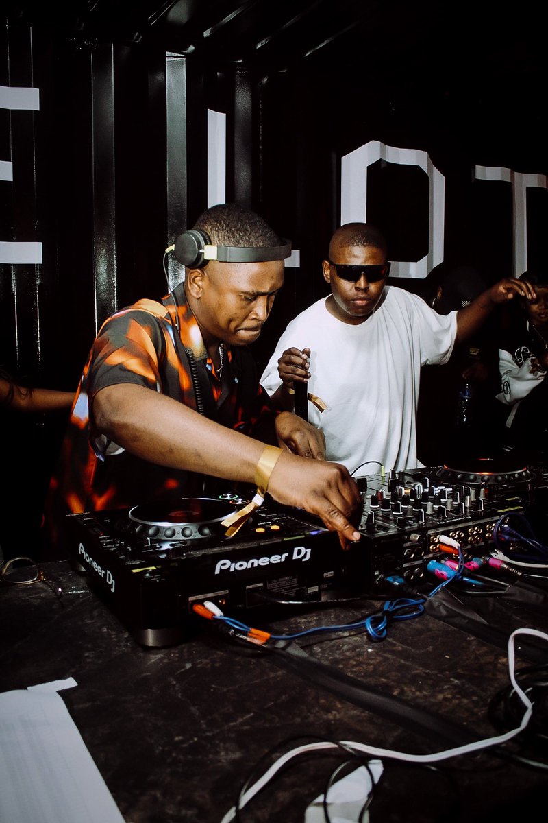 Distruction Boyz tweet media