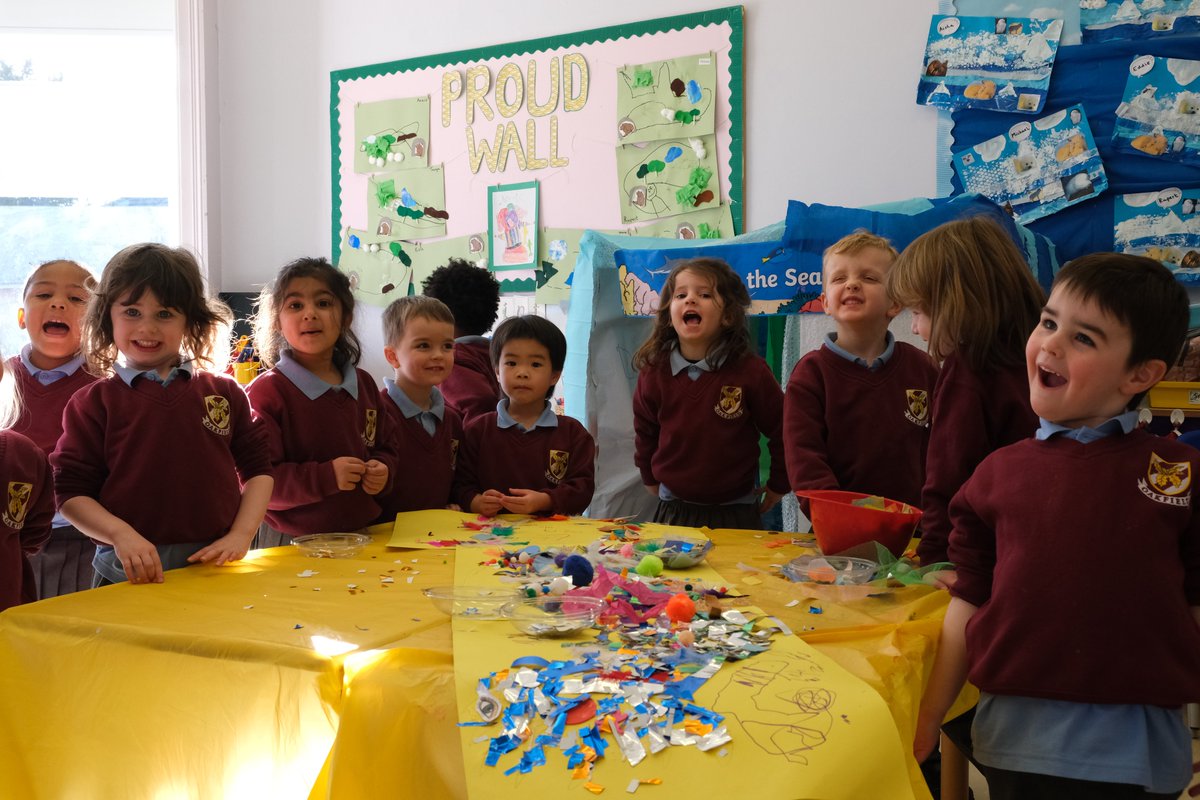 OakfieldPrep's tweet photo. Very much a Mermaid Monday in Lower Foundation with the boys and girls getting very handy with their arts and crafts by creating a mermaid from lots of different materials as part of their 'Under the Sea' topic!
#lowerfoundation #art #creativity #worldofopportunity #oakfieldprep https://t.co/RD4cOMT5JB