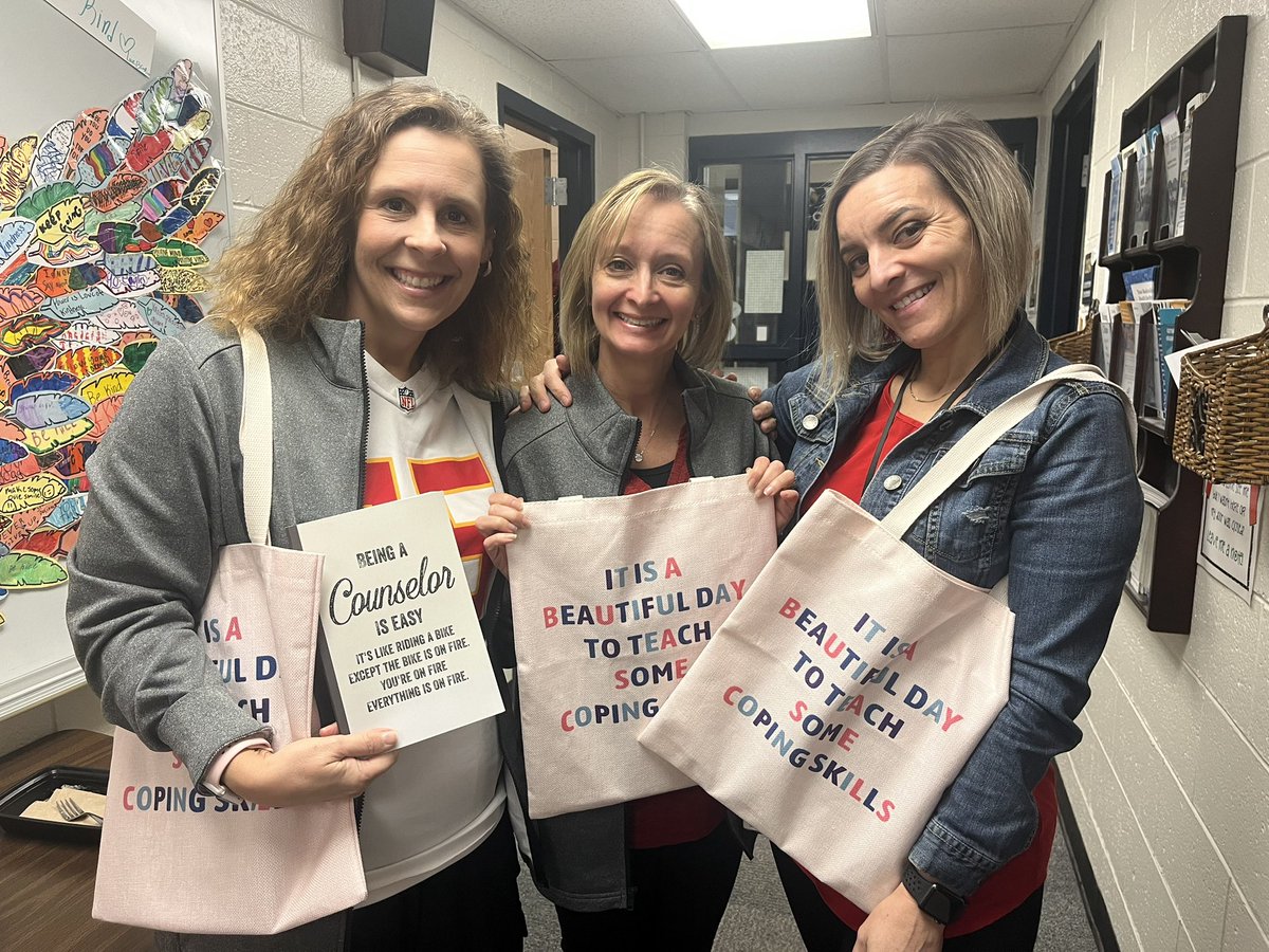 Happy school counselor week to the BEST IN THE BIZ!!! #EaglesRise
