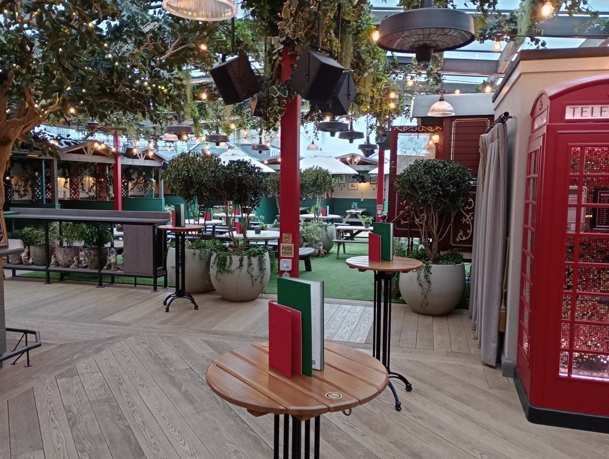 Olu Daniel tweet media