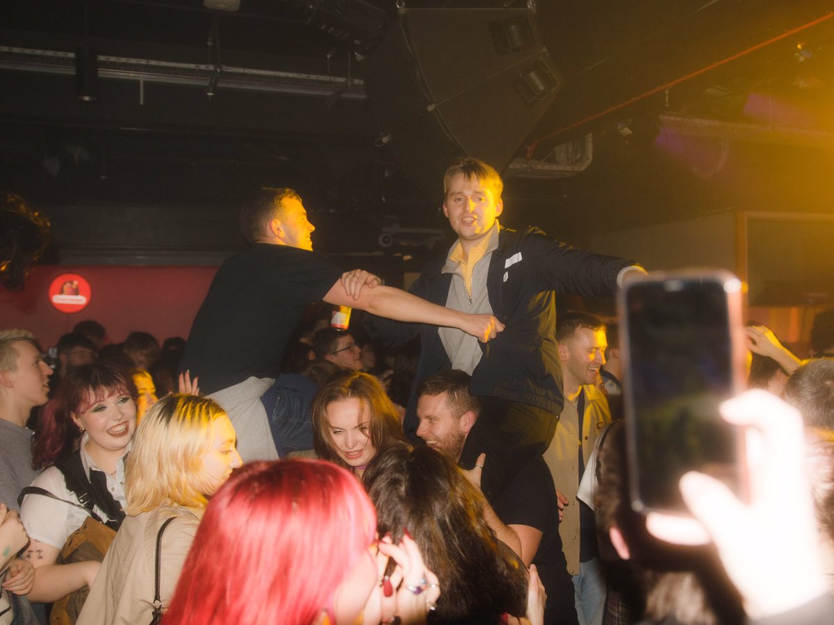 The Zangwills tweet media