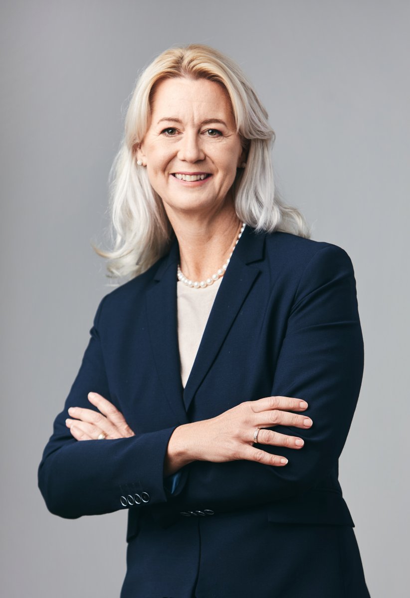 cecgr's tweet photo. We are delighted to have @DabDorota join CEC Group as Senior Director, Strategic Relations. Dorota will focus on building, maintaining and strengthening CEC’s relationships with clients and other stakeholders. Dorota has vast experience, including leading @AmChamPoland. Welcome! https://t.co/lQjcisT4MF