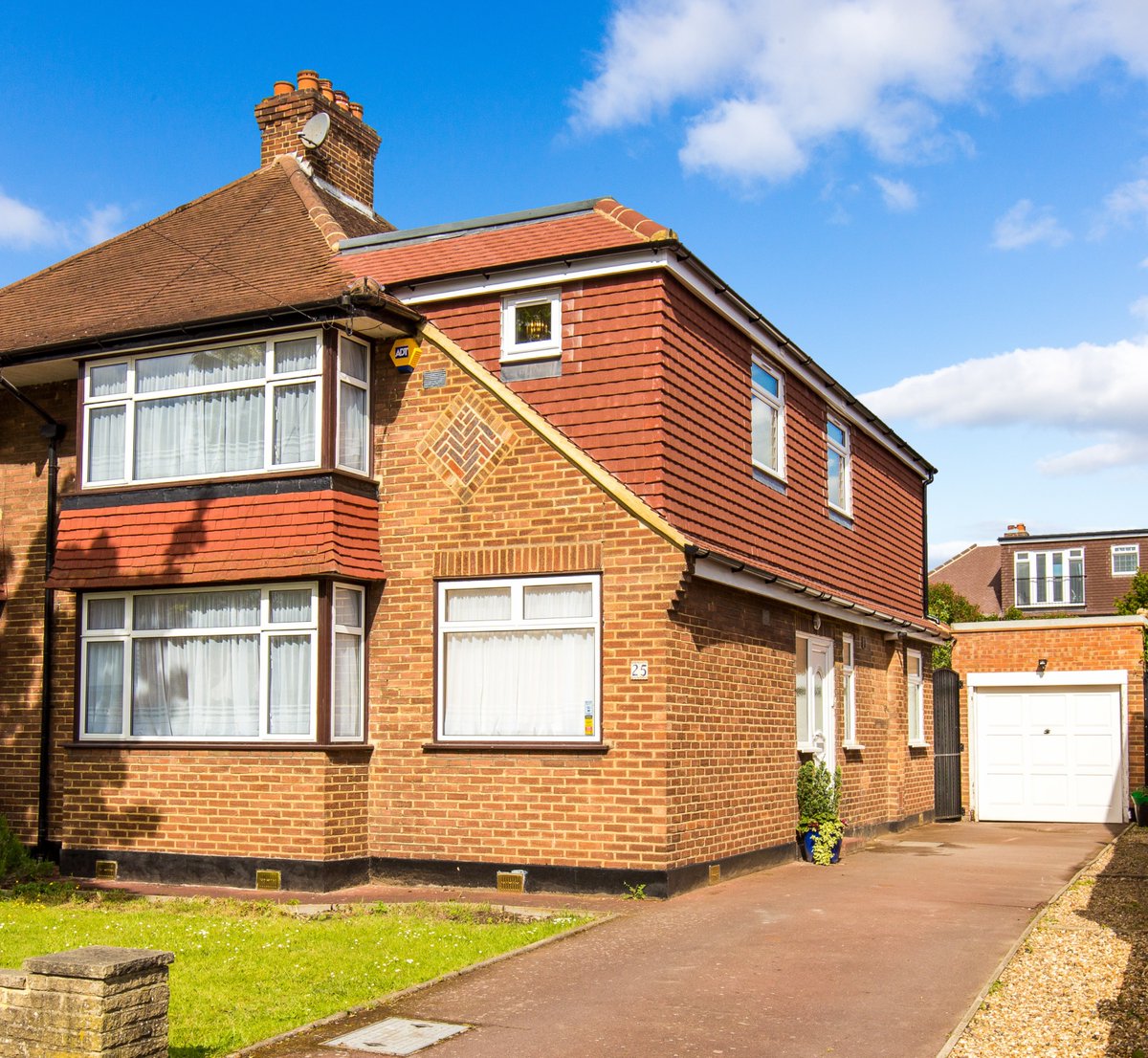 Econoloft's tweet image. Our customers say their Econoloft loft conversion has paid for itself when it comes to adding value to their home. #addspace #addaloftconversion