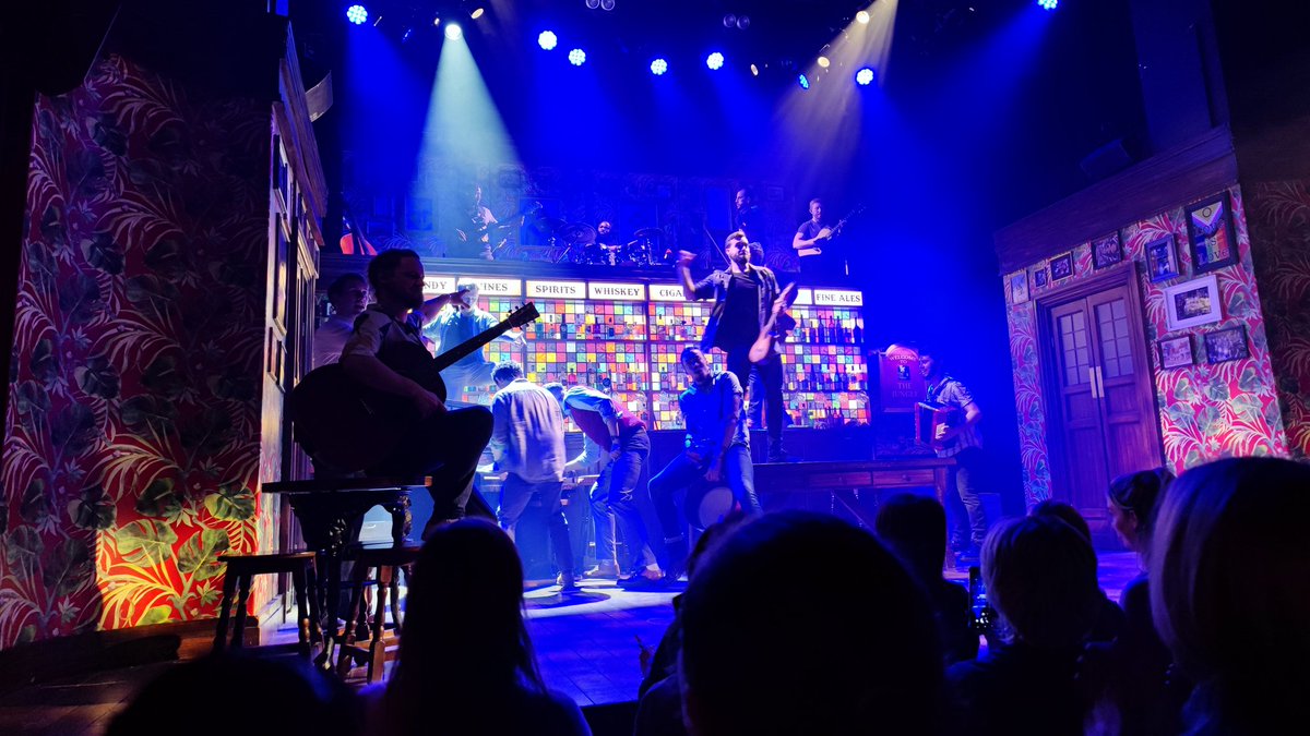 Robin ZHANG tweet media