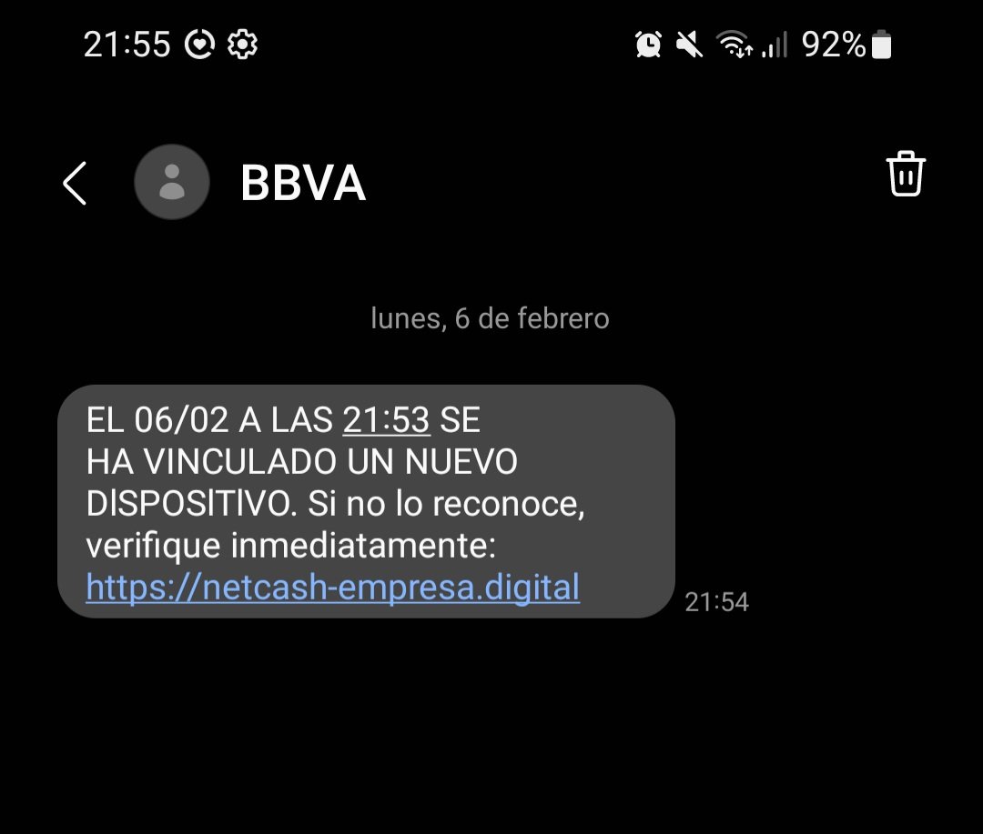 educhip's tweet photo. ❌️👉 Mucho cuidado con estos mensajes. Si lo recibes, aunque sea de tu banco, elimínalo inmediatamente y NUNCA hacer click en el enlace. 😯 #phishing #estafas https://t.co/7ZZysiPXC6