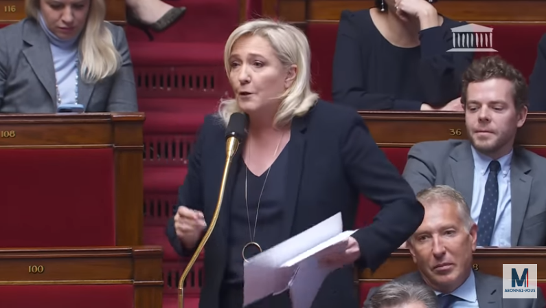 BVoltaire's tweet photo. Retraites : la guerre des tranchées a démarré - #Réformedesretraites
https://t.co/wn4LXb4qhw
Si la gauche est plus audible dans l’opposition bruyante, le RN de Marine Le Pen parvient à mettre les mains dans le cambouis et en même temps en sortir les mains propres. Malin. https://t.co/JAtcD7xggy