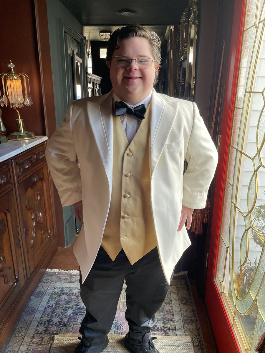 Downs & Towns 📷 tweet media